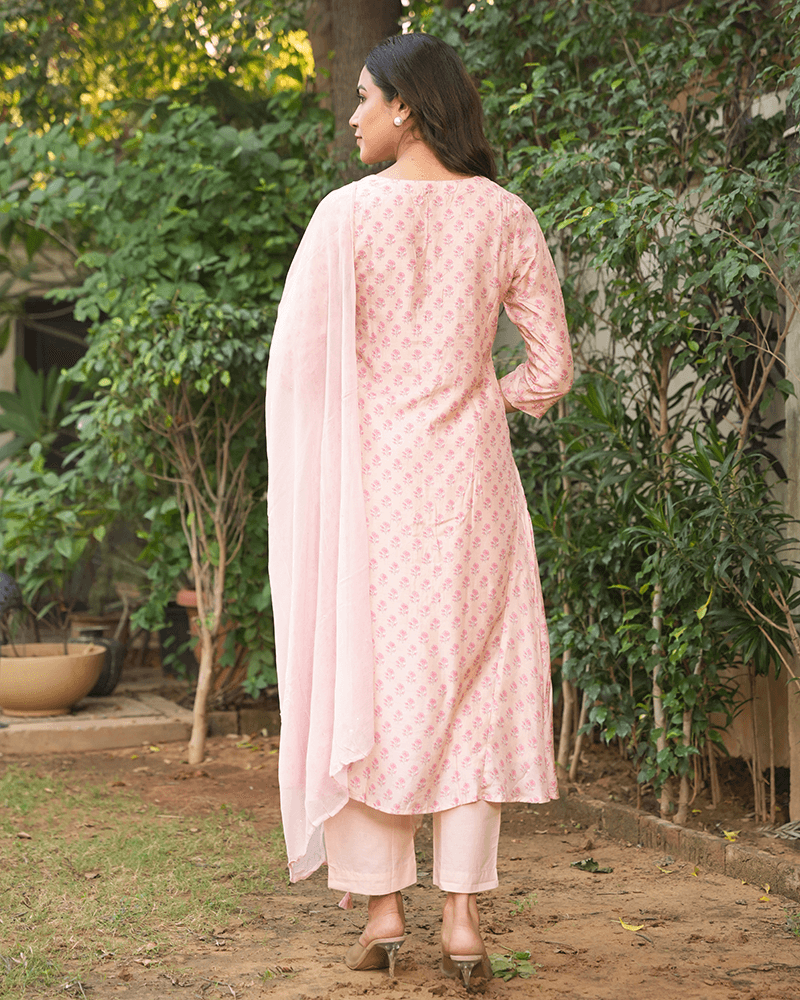 BLUSHING PINK COTTON SILK HANDBLOCK SUIT SET