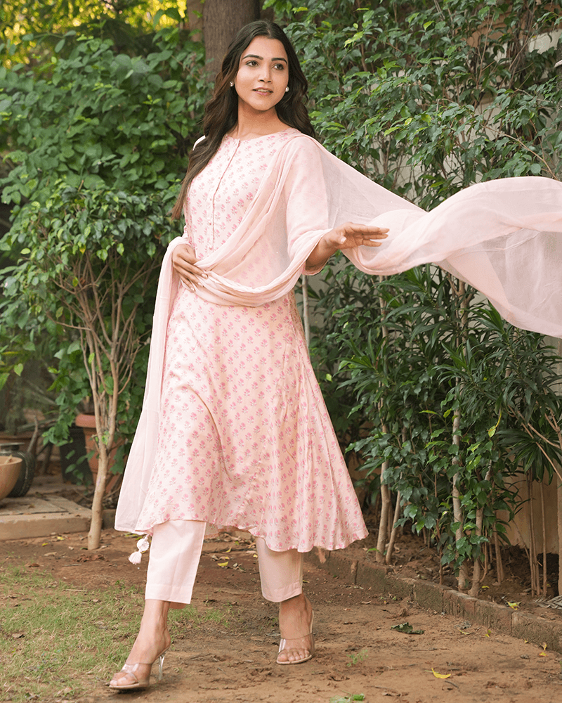 BLUSHING PINK COTTON SILK HANDBLOCK SUIT SET