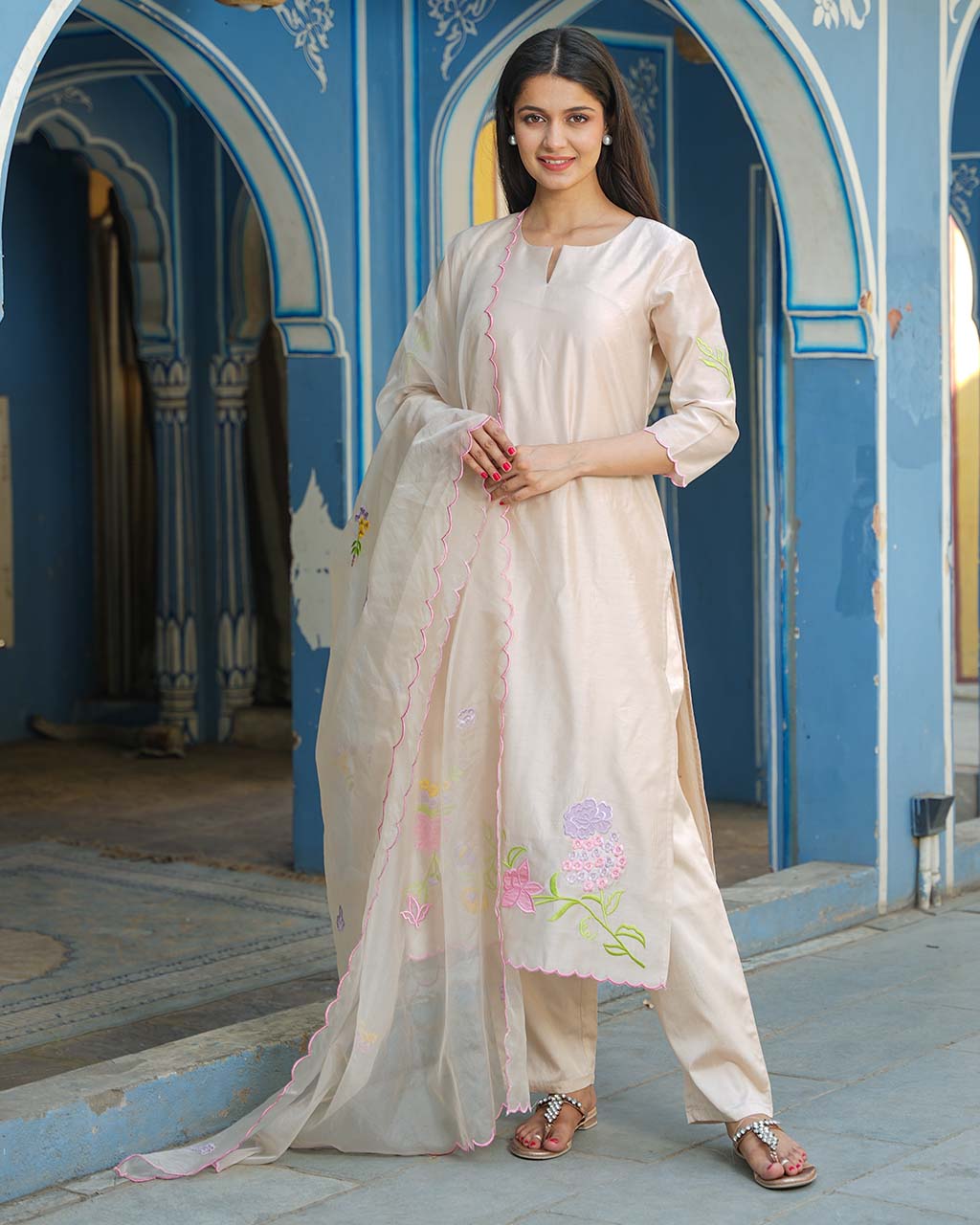 PEACH CHANDERI SUIT SET WITH PATCHWORK