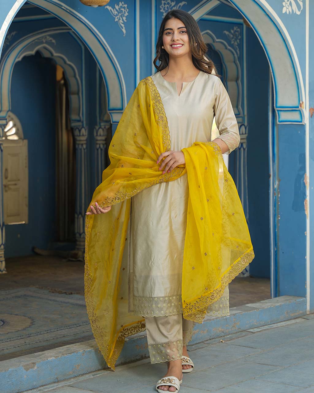 GOLDEN CHANDERI SUIT WITH LACE AND EMBROIDERY