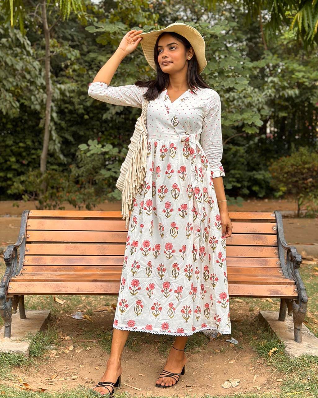 CREAM FLORAL HANDBLOCK DRESS WITH LINING