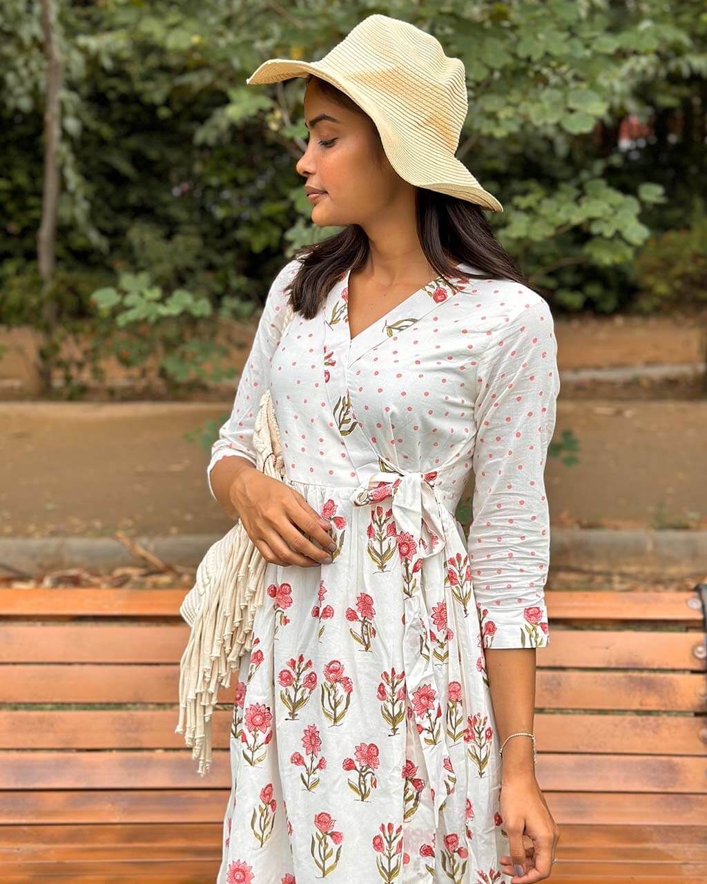 CREAM FLORAL HANDBLOCK DRESS WITH LINING