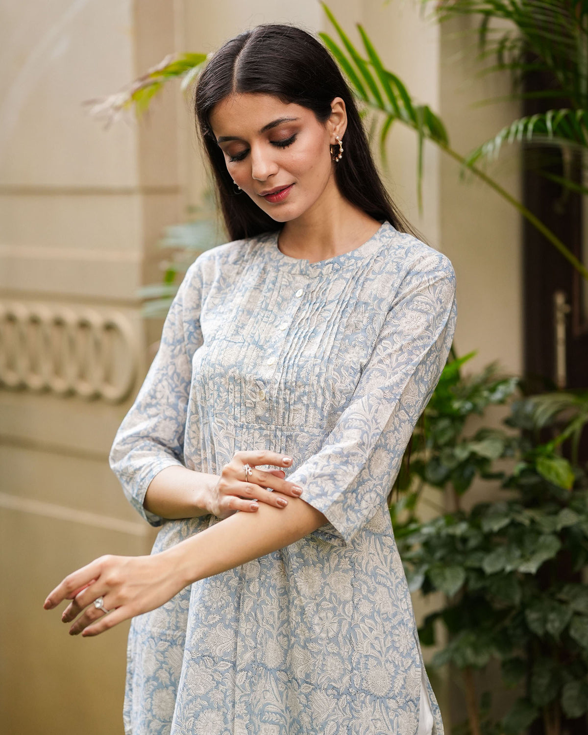 SKY BLUE & WHITE SHORT COTTON HANDBLOCK KURTI