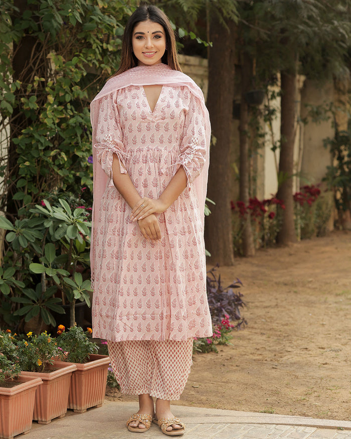 LIGHT PINK HANDBLOCK COTTON SUIT SET