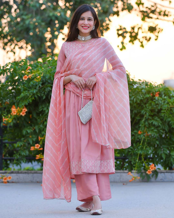 PEACH PINK MUSLIN SUIT SET WITH CHIFFON DUPATTA