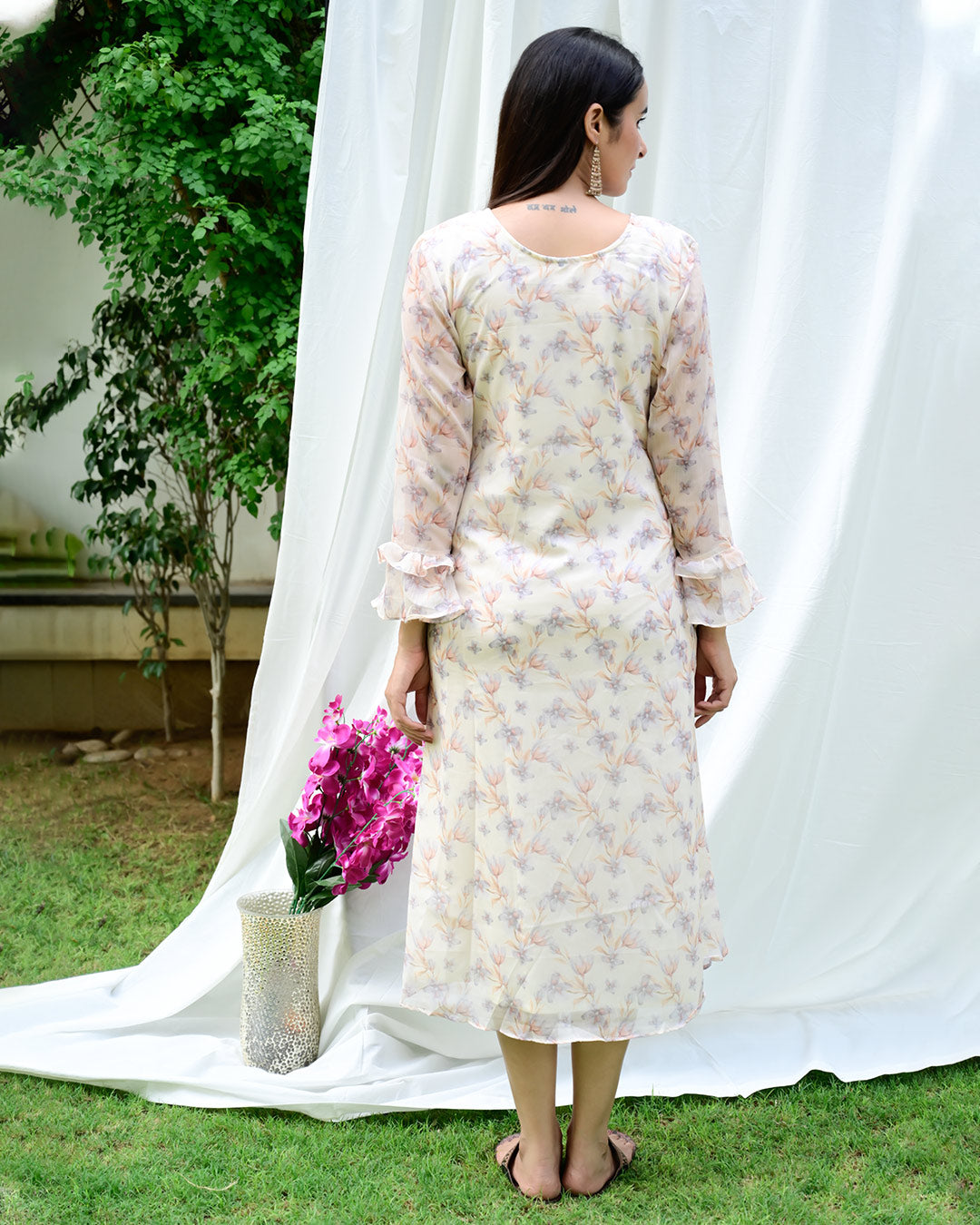 CREAMY PINK & PURPLE FLORAL DRESS