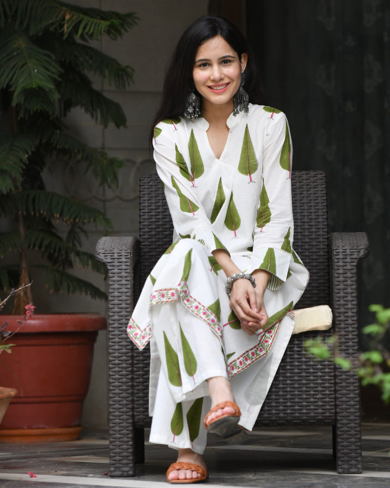 GREEN & WHITE HANDBLOCK KURTA SET WITH LINING