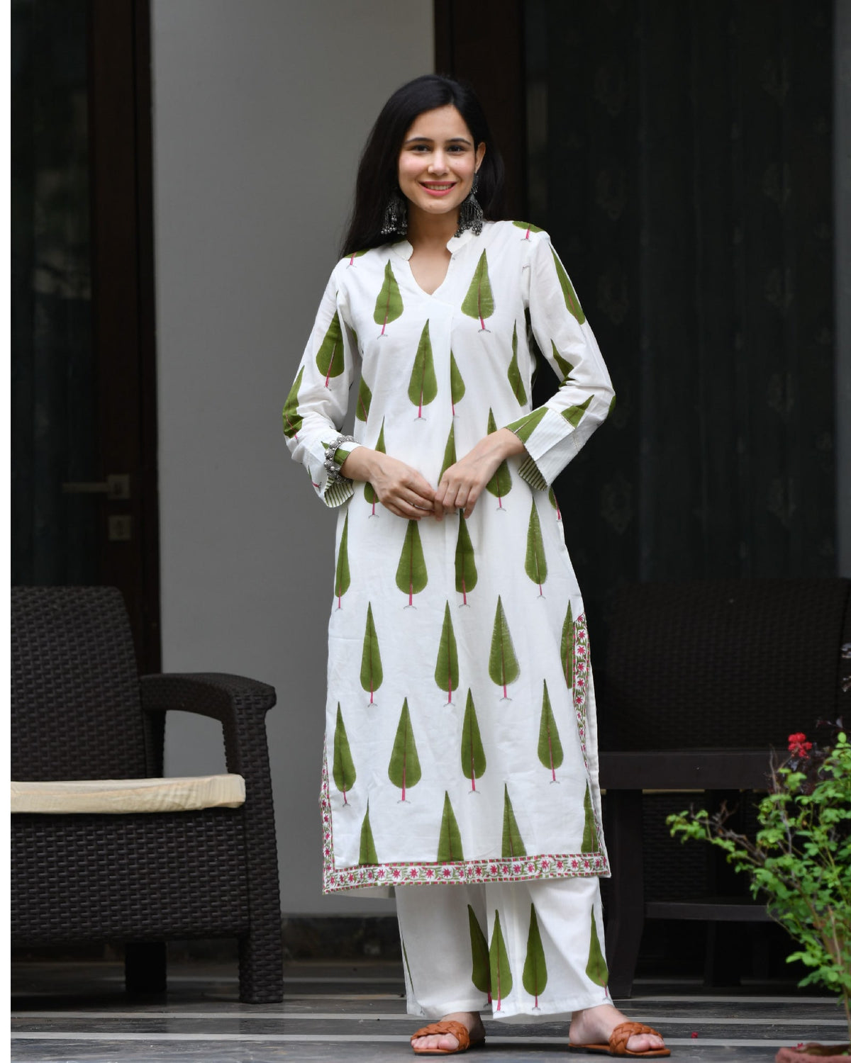 GREEN & WHITE HANDBLOCK KURTA SET WITH LINING