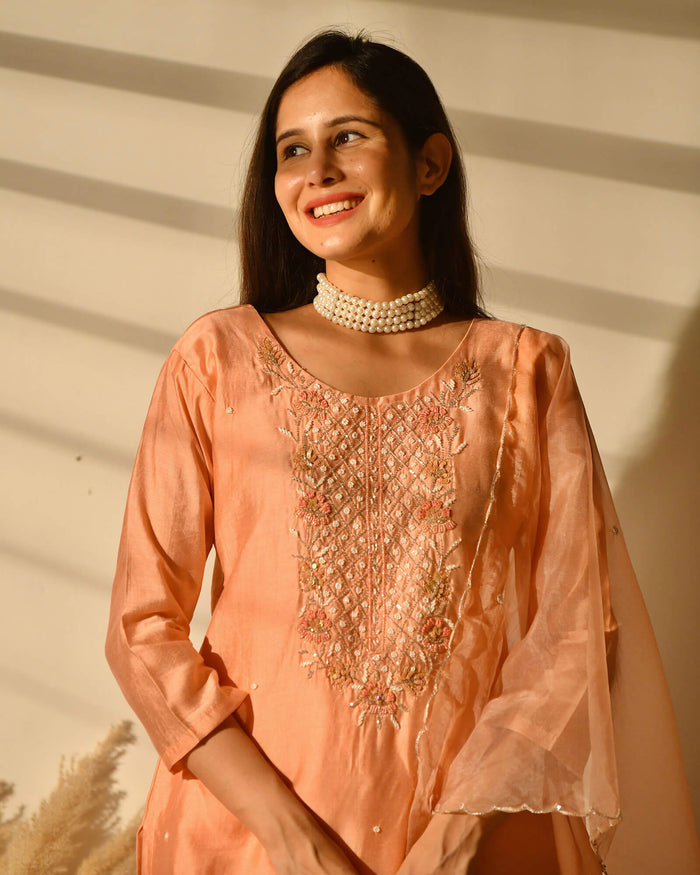 PEACH MUSLIN SUIT SET WITH EMBROIDERY