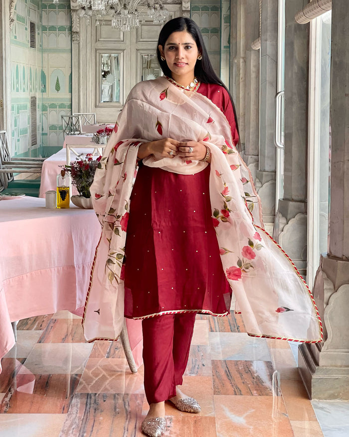 MAROON MUSLIN SUIT WITH HANDPAINTED DUPATTA